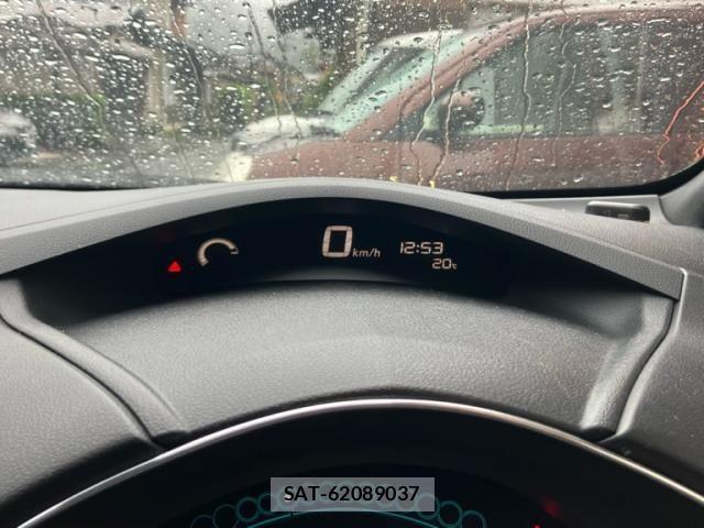 Nissan LEAF 2017-06 7724919-12