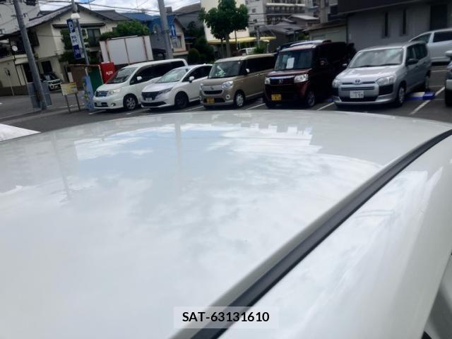 Nissan LEAF 2017-07 7724918-9