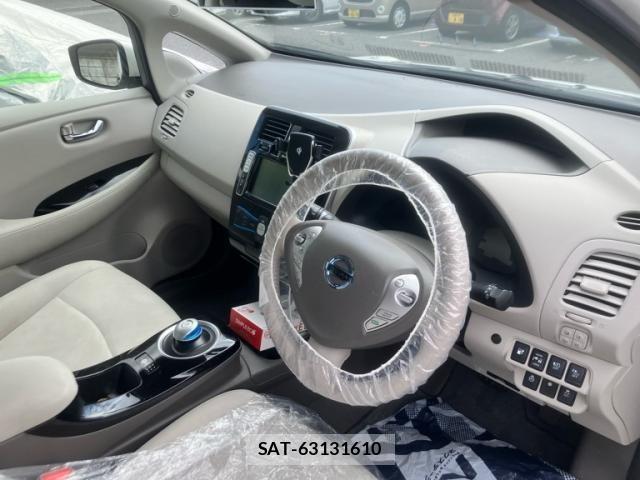 Nissan LEAF 2017-07 7724918-11