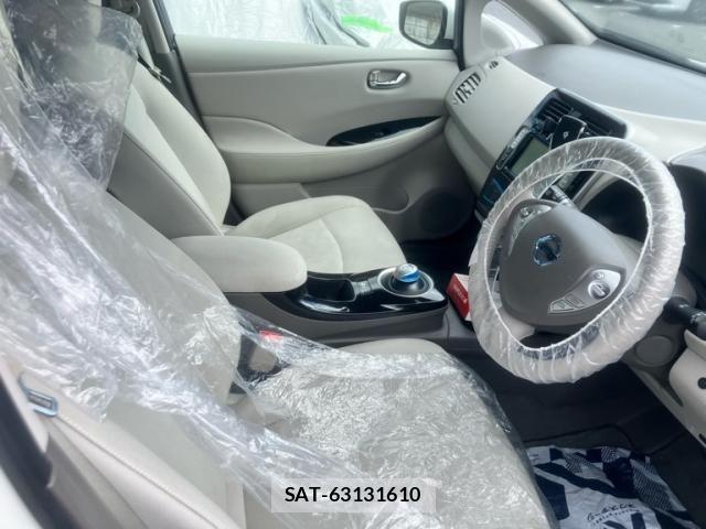 Nissan LEAF 2017-07 7724918-13