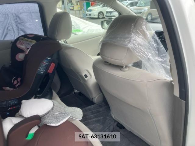 Nissan LEAF 2017-07 7724918-14