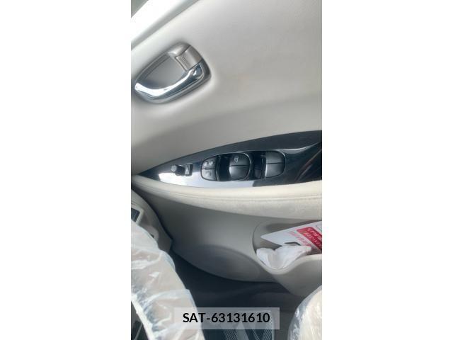 Nissan LEAF 2017-07 7724918-22