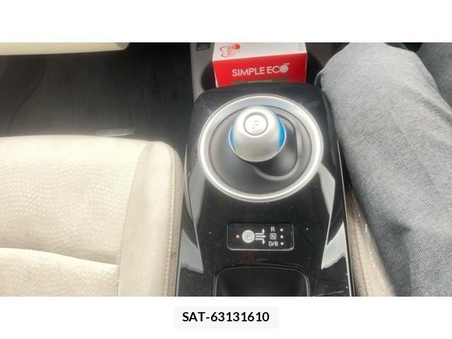 Nissan LEAF 2017-07 7724918-23