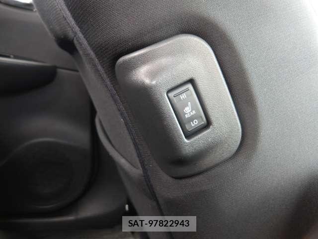 Nissan LEAF 2018-02 7724908-25