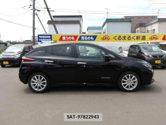 Nissan LEAF 2018-02 7724908-4