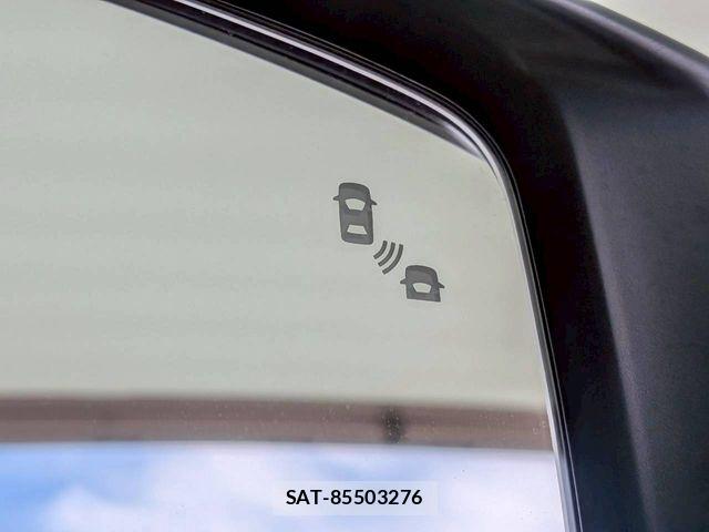 Nissan LEAF 2022-07 7724905-13