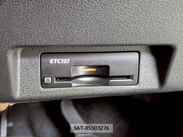 Nissan LEAF 2022-07 7724905-15