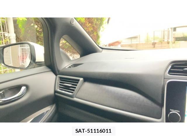 Nissan LEAF 2022-07 7786317-23