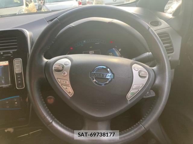 Nissan LEAF 2016-01 7786304-13