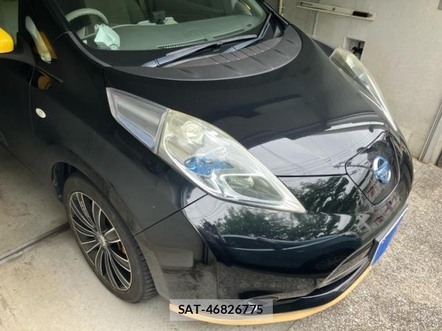 Nissan LEAF 2011-08 7786301-1