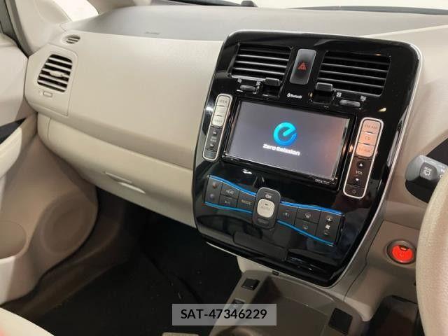 Nissan LEAF 2014-02 7786305-3