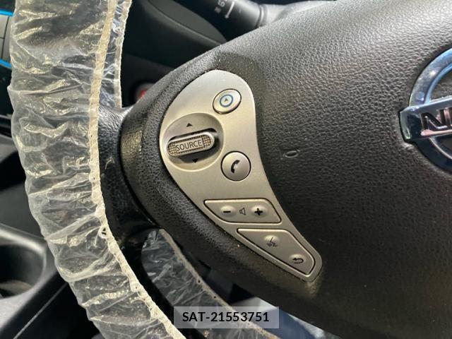 Nissan LEAF 2013-01 7786302-13