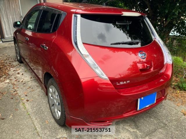 Nissan LEAF 2013-01 7786302-4