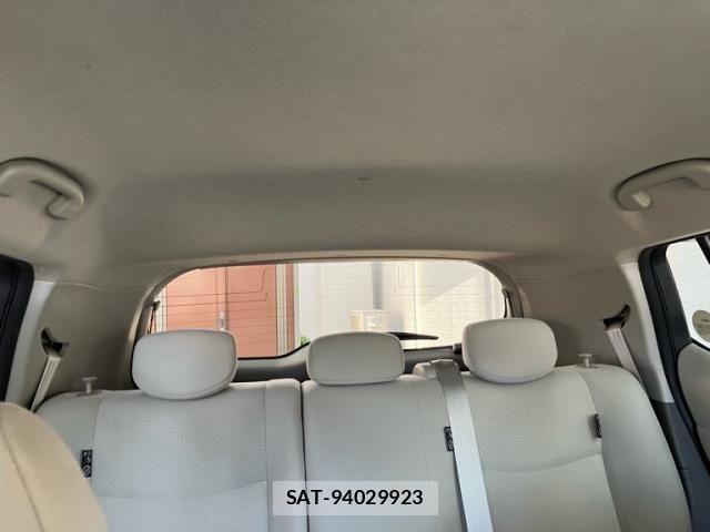 Nissan LEAF 2016-01 7786303-16