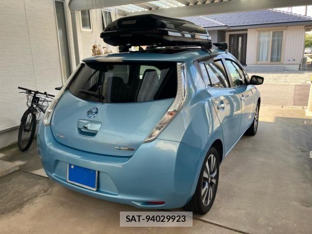 Nissan LEAF 2016-01 7786303-3
