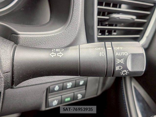 Nissan LEAF 2020-11 7786325-10