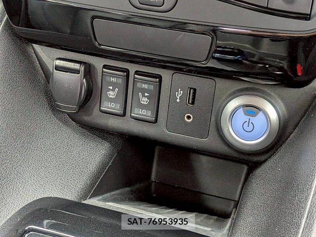Nissan LEAF 2020-11 7786325-12