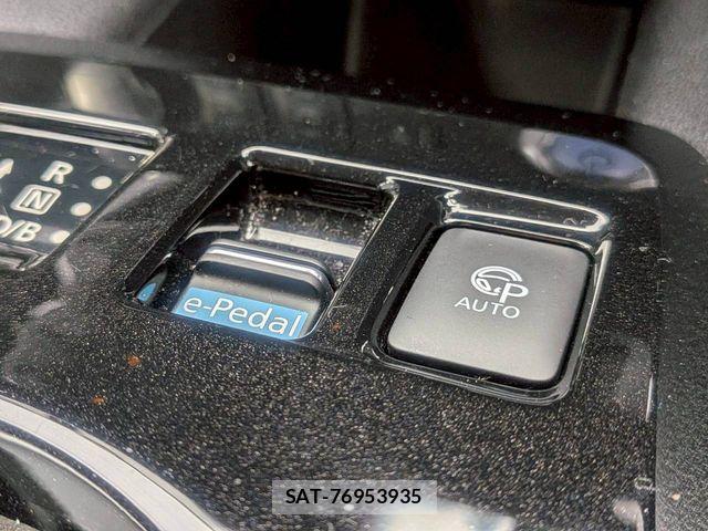 Nissan LEAF 2020-11 7786325-14