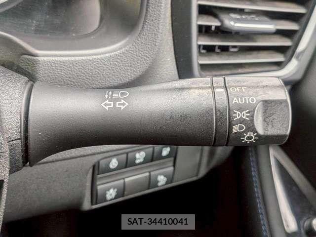 Nissan LEAF 2019-11 7786326-12