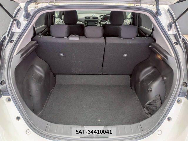 Nissan LEAF 2019-11 7786326-22
