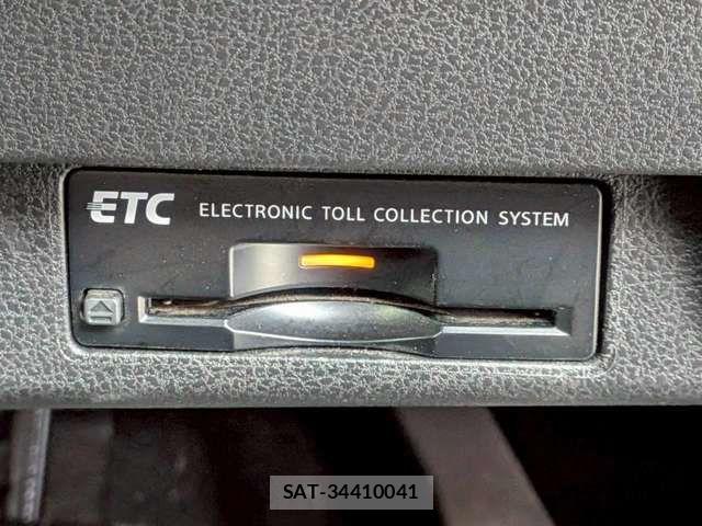 Nissan LEAF 2019-11 7786326-8