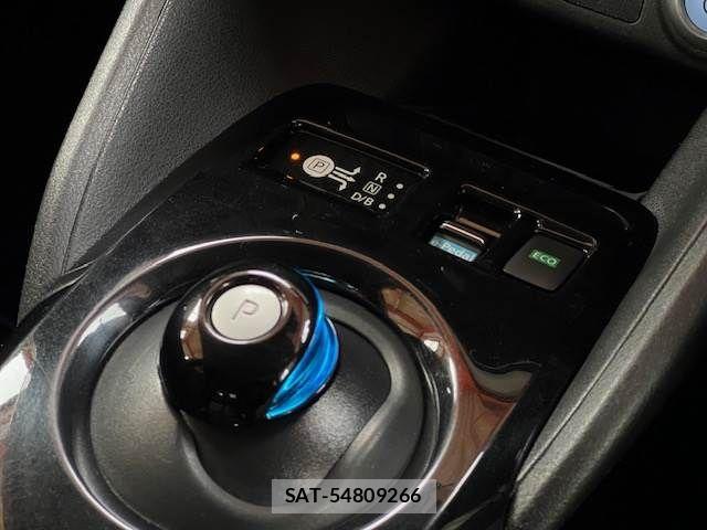 Nissan LEAF 2019-11 7786316-16