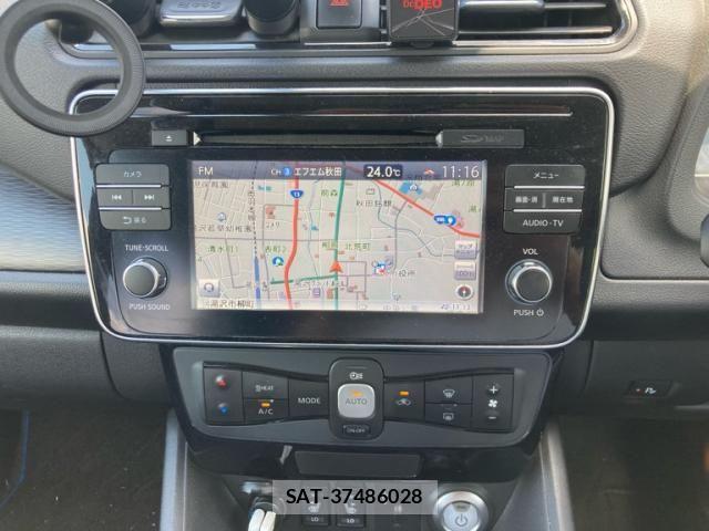 Nissan LEAF 2017-10 7877241-26