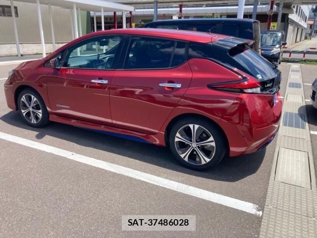 Nissan LEAF 2017-10 7877241-7
