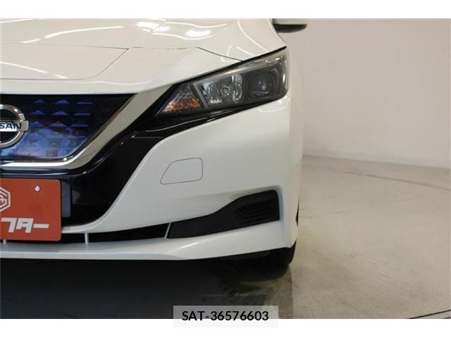 Nissan LEAF 2018-11 7877236-13