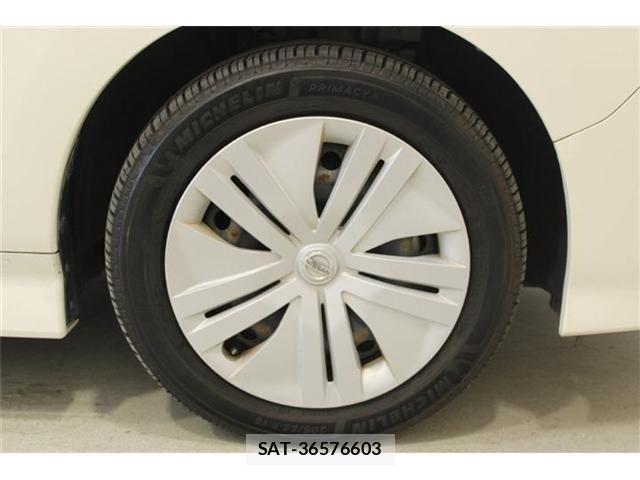 Nissan LEAF 2018-11 7877236-21