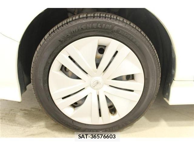 Nissan LEAF 2018-11 7877236-24