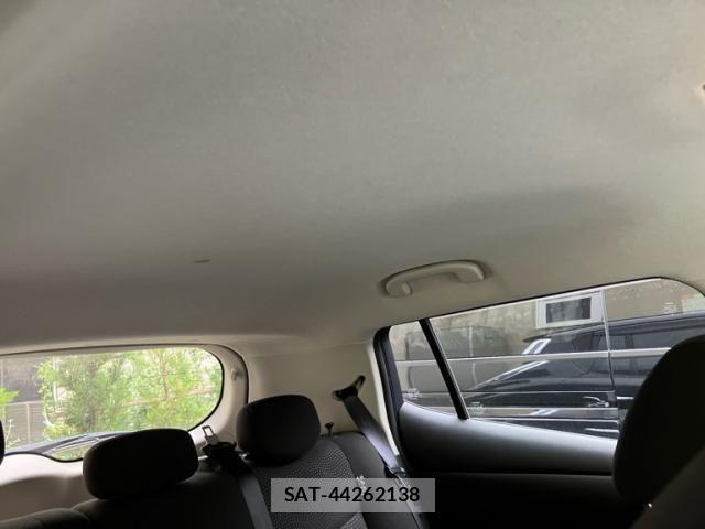 Nissan LEAF 2017-07 7877248-12