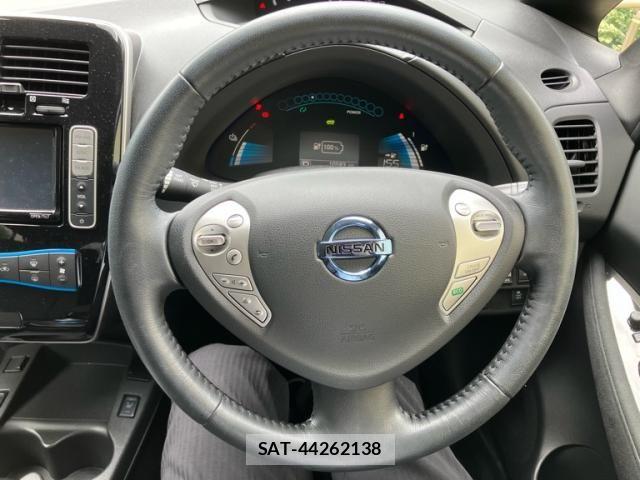 Nissan LEAF 2017-07 7877248-14