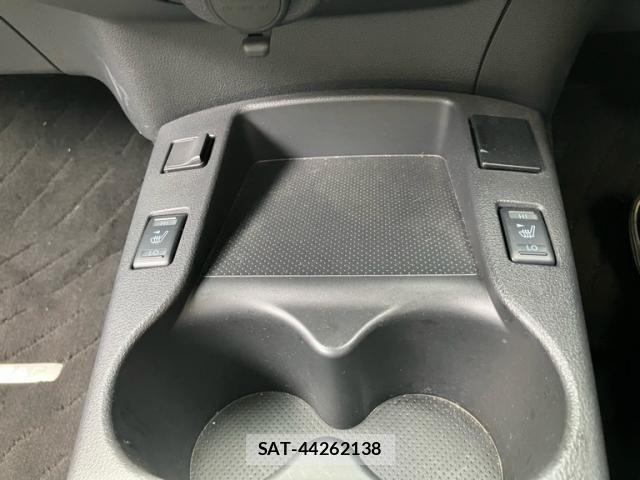 Nissan LEAF 2017-07 7877248-17