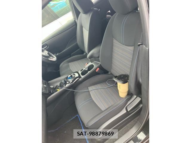 Nissan LEAF 2019-11 7877235-11