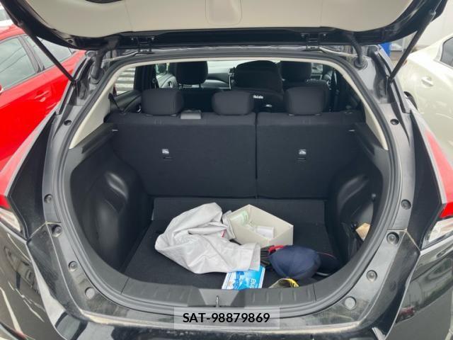 Nissan LEAF 2019-11 7877235-13