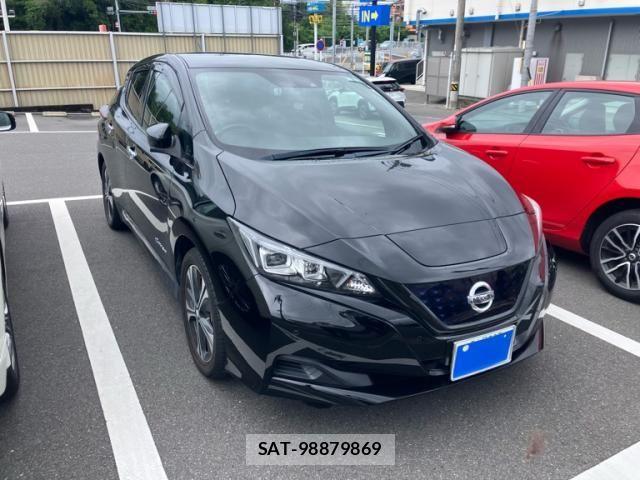 Nissan LEAF 2019-11 7877235-1