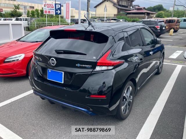 Nissan LEAF 2019-11 7877235-2
