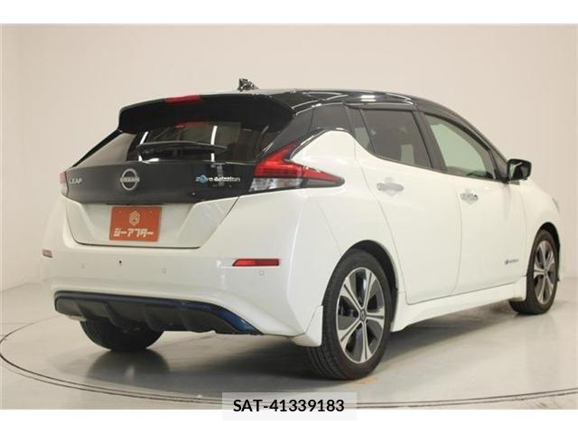 Nissan LEAF 2022-03 7877230-11