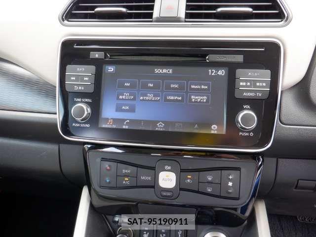 Nissan LEAF 2018-11 7877239-14