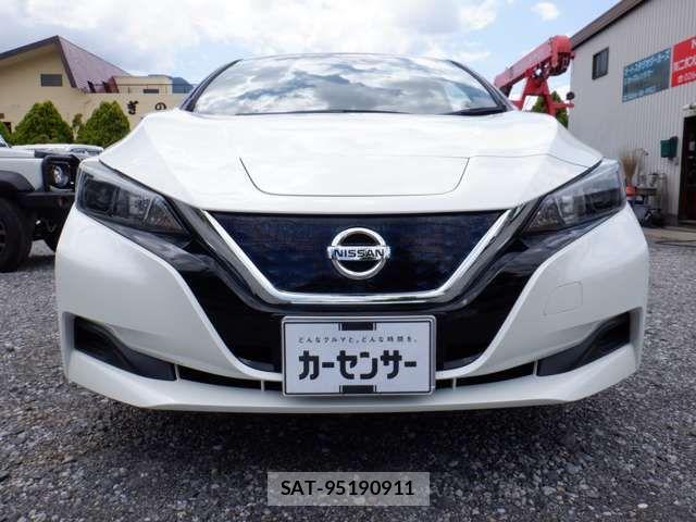 Nissan LEAF 2018-11 7877239-7