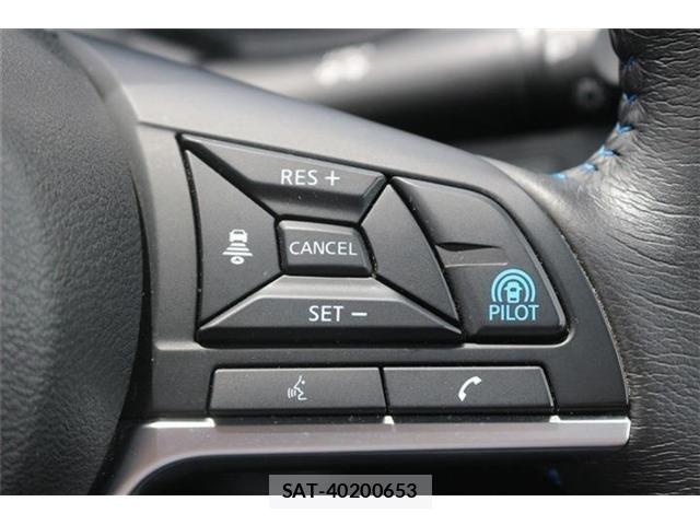 Nissan LEAF 2023-03 7877228-5