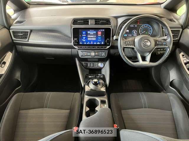 Nissan LEAF 2020-09 7877237-3