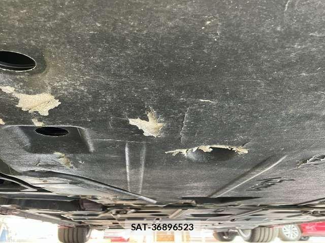 Nissan LEAF 2020-09 7877237-6