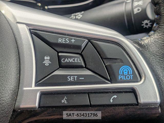 Nissan LEAF 2021-10 7877229-6
