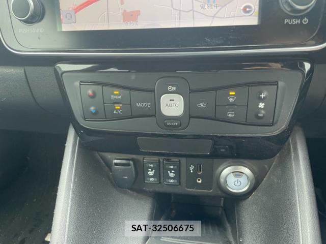 Nissan LEAF 2017-10 7877244-12