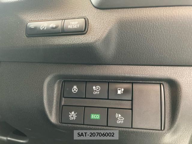 Nissan LEAF 2019-05 7877238-17
