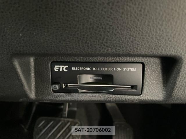 Nissan LEAF 2019-05 7877238-18