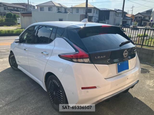 Nissan LEAF 2022-06 7877231-2