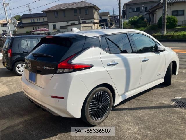 Nissan LEAF 2022-06 7877231-3